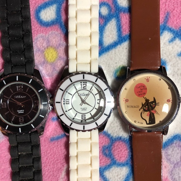 WATCHES 12 NEED BATTERIES NEW NEVER WORN - Picture 4 of 6